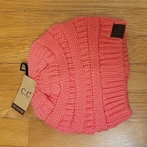 cc beanie hat, NWT